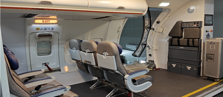 Boeing 737NG Door Trainer + OWE